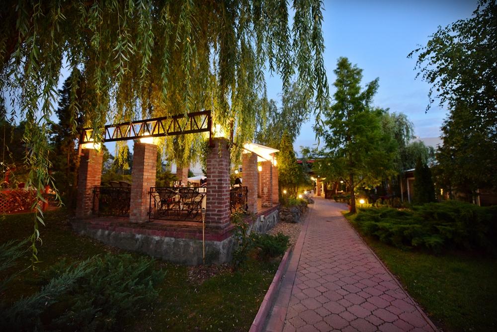 Hotel Senator Ghiroda Exterior foto